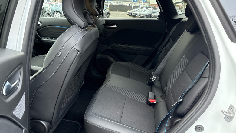 Renault Symbioz 1.6 E-Tech FHEV 145 Techno Esprit Alpine 5dr Auto Hybrid Estate